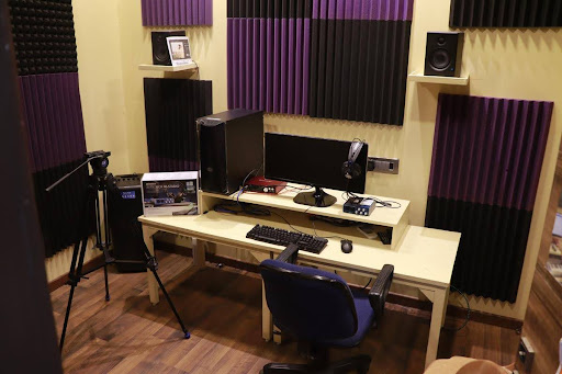 Av Studio